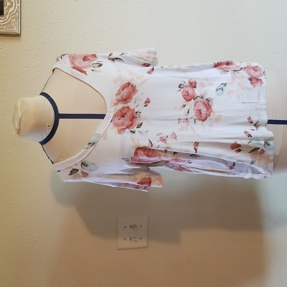 Sweet Claire Tee